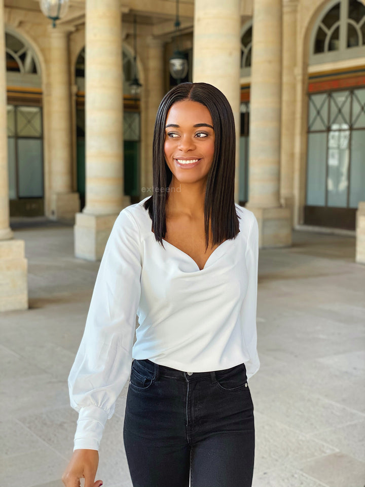 Perruque femme Lara carré long noir lace wig lace front lace frontal indétectable prêt-à-porter cheveux naturels pose sans colle ni gel glueless Exteeend Paris