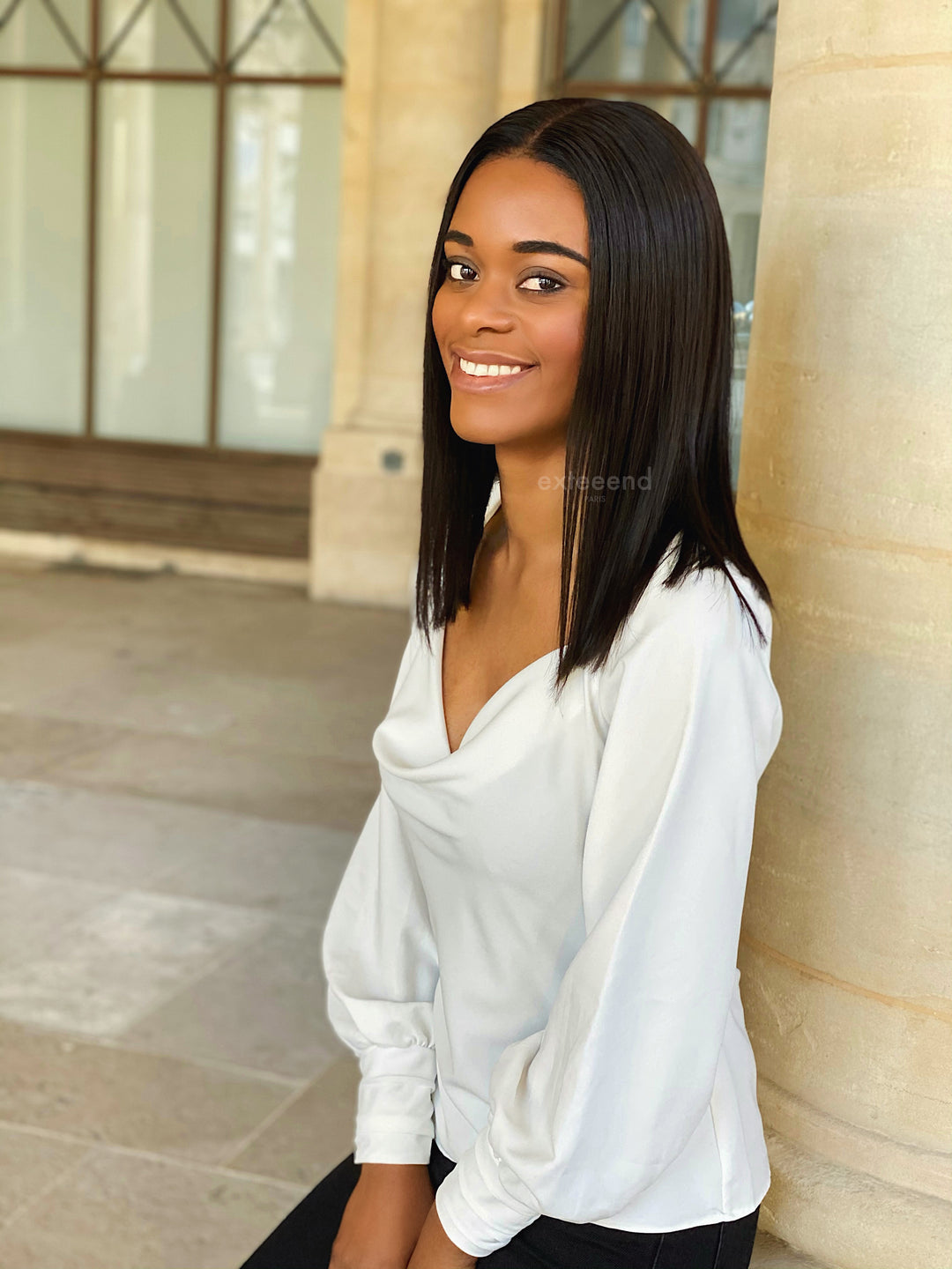 Perruque femme Lara carré long noir lace wig lace front lace frontal indétectable prêt-à-porter cheveux naturels pose sans colle ni gel glueless Exteeend Paris
